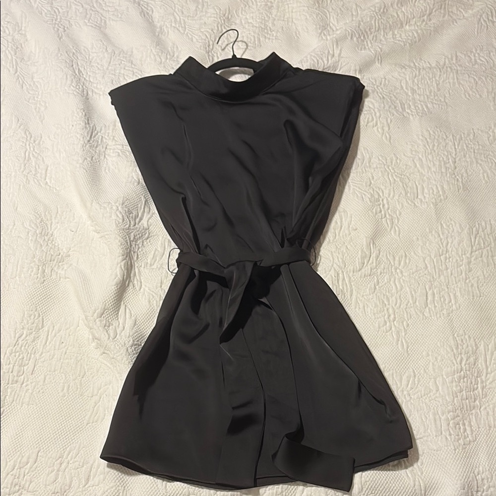 Black Sleeveless Dress